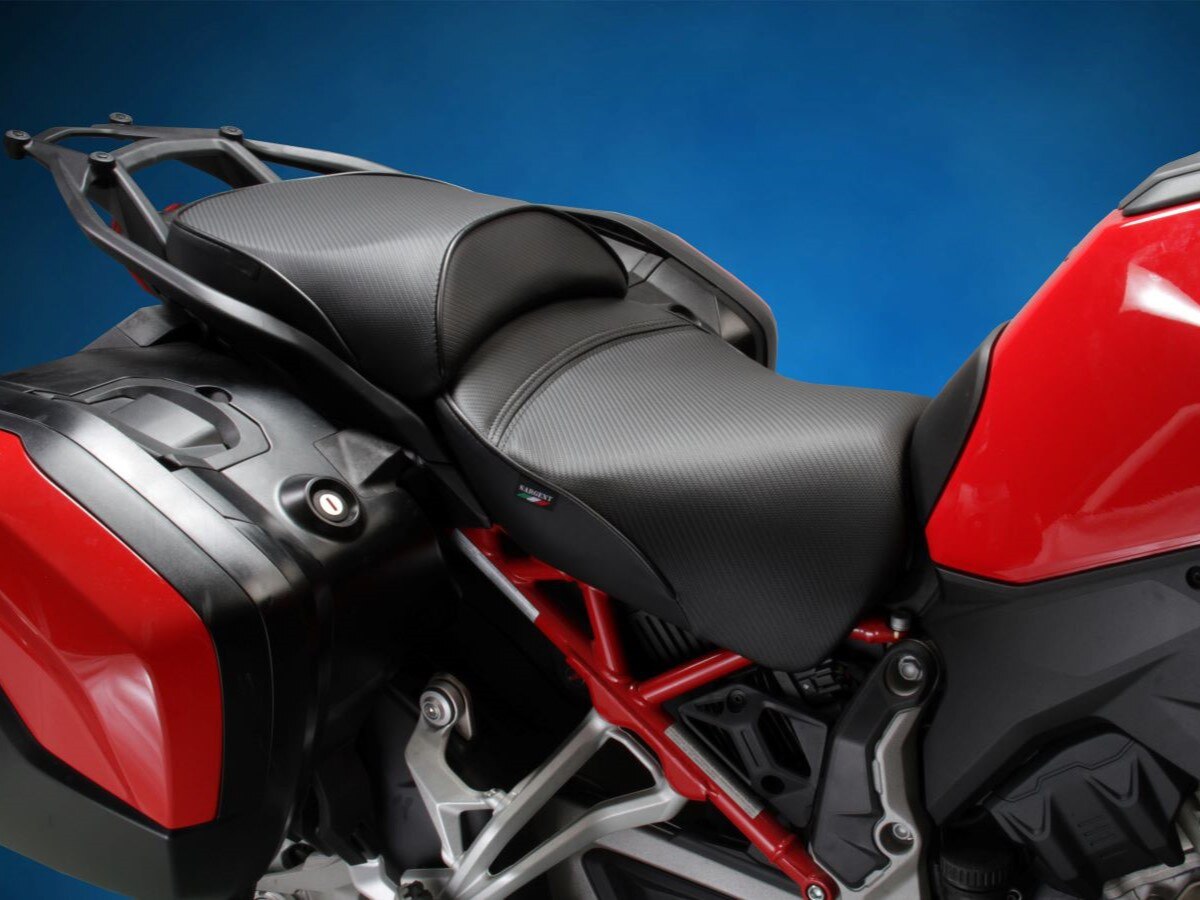 World Sport Seats for the Ducati Multistrada V4 2021+, all black.